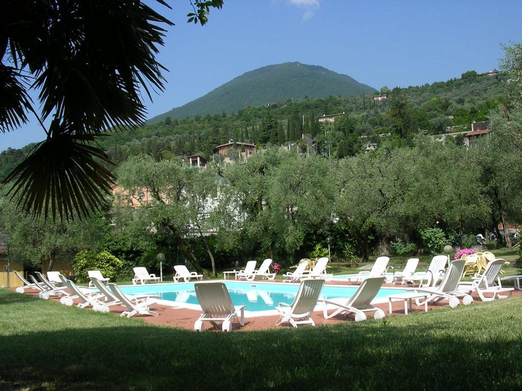 Borgo Antico Apartments Toscolano Maderno Buitenkant foto