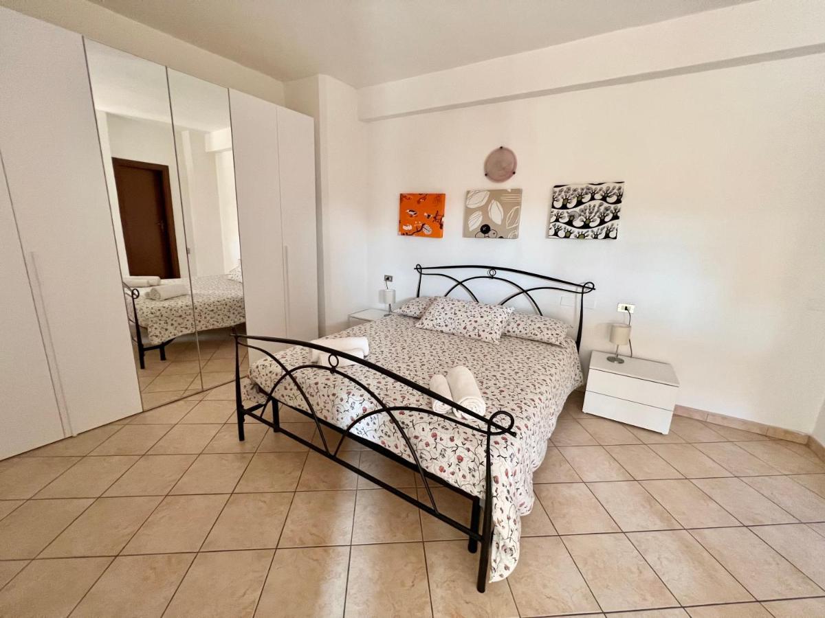 Borgo Antico Apartments Toscolano Maderno Buitenkant foto