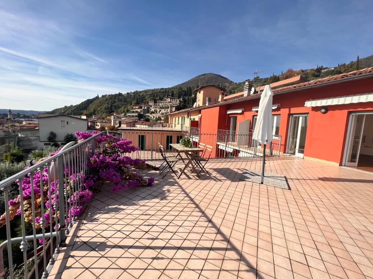 Borgo Antico Apartments Toscolano Maderno Buitenkant foto
