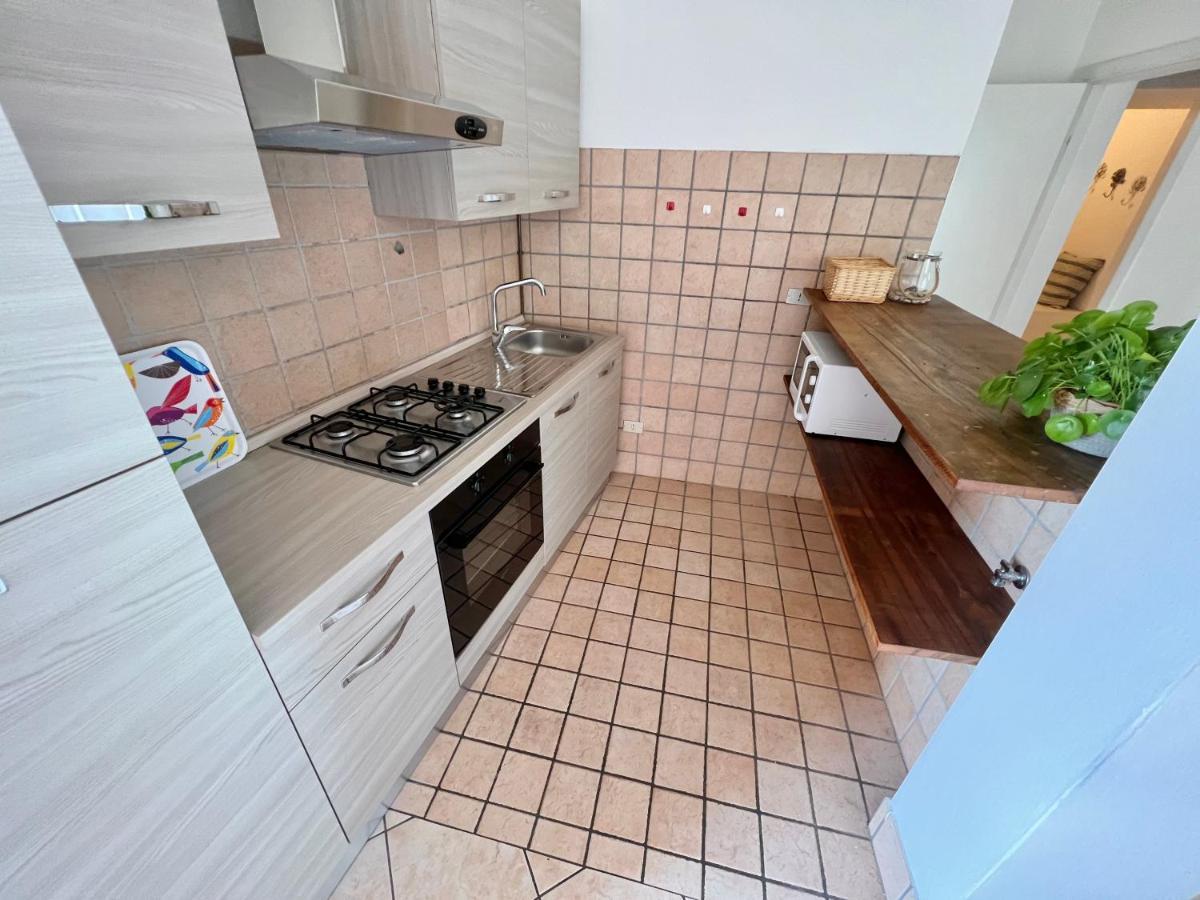 Borgo Antico Apartments Toscolano Maderno Buitenkant foto